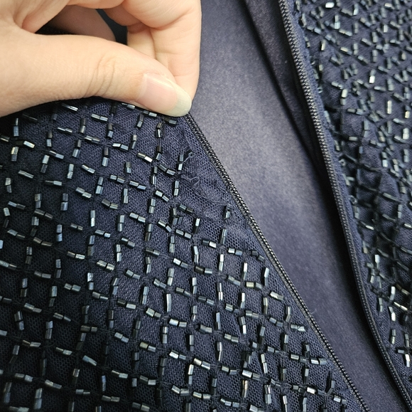 Mac Duggal Navy Bugle Bead Long Sleeve Sheath Formal Gown NWT Size 6 - Picture 14 of 16